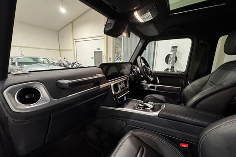 Mercedes-Benz G Series G 400 D 4MATIC AMG LINE PREMIUM 16