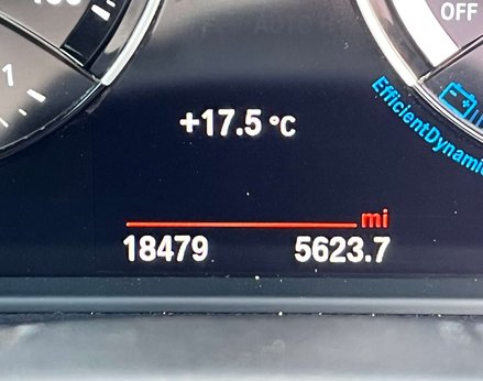 BMW 2 Series 2.0 220i M Sport Auto 2dr 27