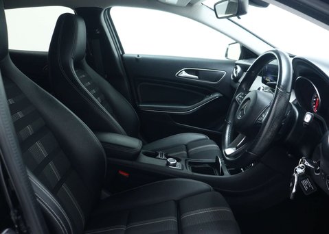 Mercedes-Benz GLA 1.6 GLA180 GPF Urban Edition SUV 5dr Petrol 7G-DCT Euro 6 (s/s) (122 ps) 43