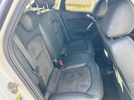 Audi A1 SPORTBACK 1.6 TDI BLACK EDITION 5dr 15