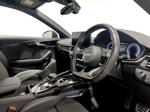 Audi A4 2.0 TFSI 35 Black Edition Saloon 4dr Petrol S Tronic Euro 6 (s/s) (150 ps) 12