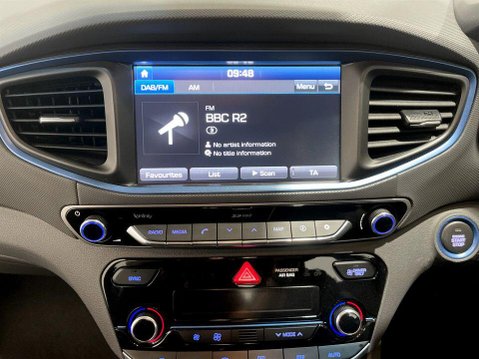 Hyundai IONIQ 1.6 h-GDi GPF Premium Hatchback 5dr Petrol Hybrid DCT Euro 6 (s/s) (141 ps) 18