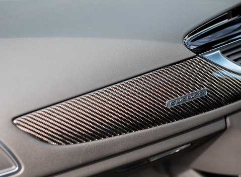 Audi RS6 Avant Performance 21