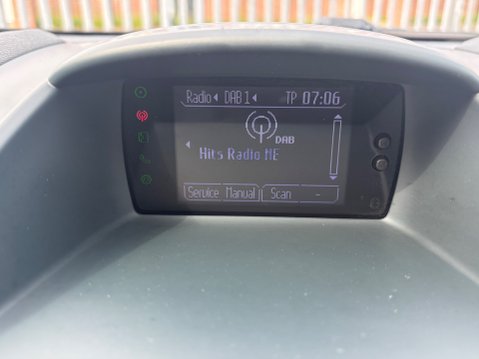 Ford Fiesta TITANIUM 22