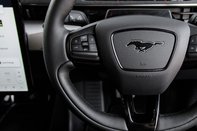Ford Mustang Mach-E BASE 21