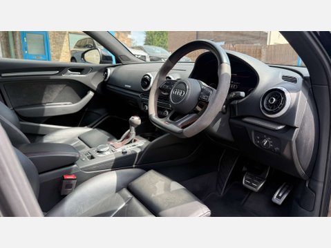 Audi RS3 2.5 RS 3 Sportback TFSI Quattro Semi-Auto 4WD 5dr 6