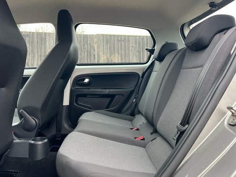 Volkswagen Up MOVE UP BLUEMOTION TECHNOLOGY 9