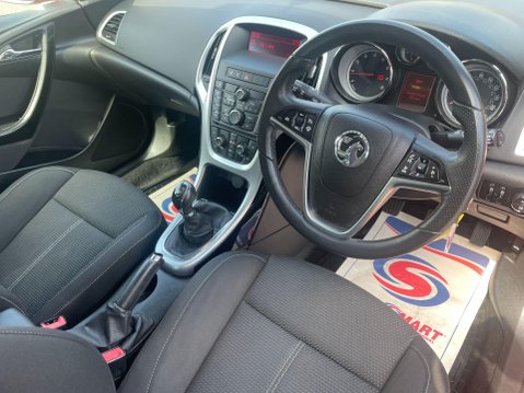 Vauxhall Astra 1.4 16v SRi Euro 5 5dr 15