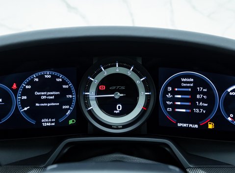 Porsche 911 Carrera GTS (992) 16
