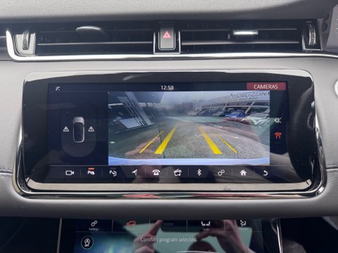 Land Rover Range Rover Evoque R-DYNAMIC HSE MHEV 27