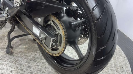 Yamaha XJ6 2010 ONLY 15K 1 FORMER OWNER LONG MOT WARRANTY 600CC A2 32