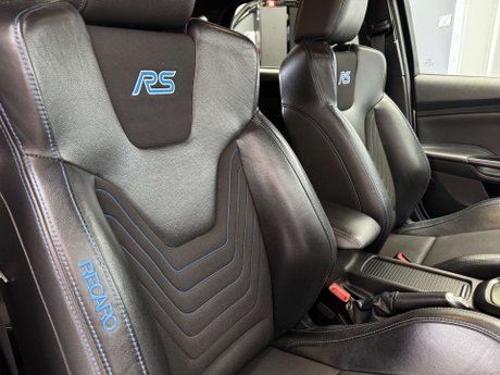 Ford Focus 2.3T EcoBoost RS Hatchback 5dr Petrol Manual AWD Euro 6 (s/s) (350 ps) 20