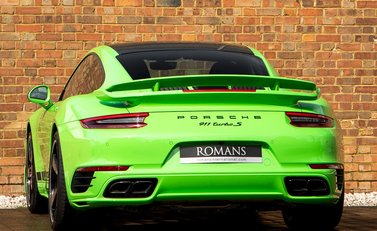 Porsche 911 (991.2) Turbo S 3