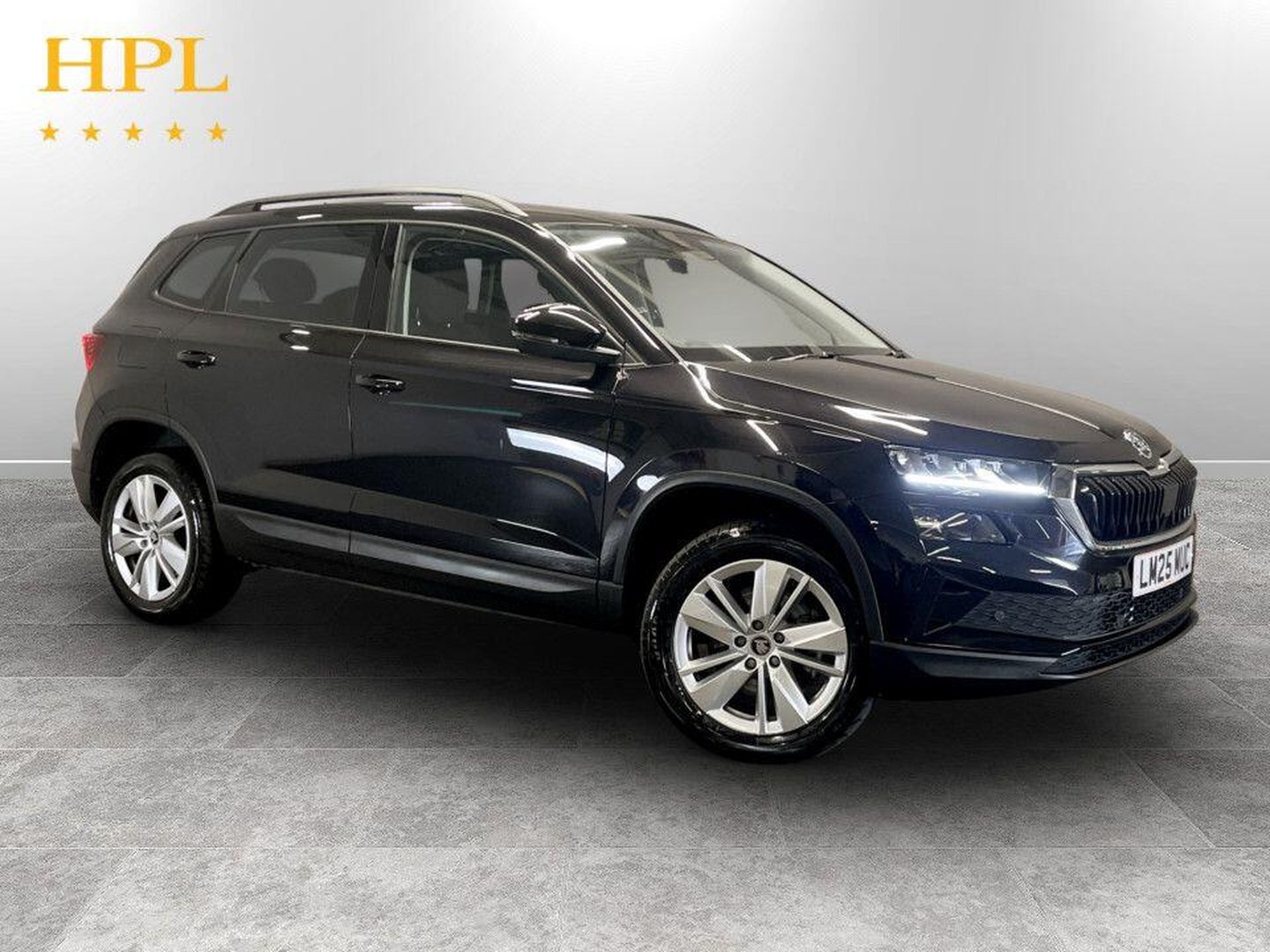 Skoda Karoq listing photo
