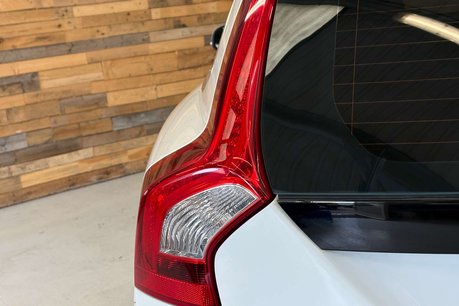 Volvo V60 2.0 T5 Business Edition Estate 5dr Petrol Auto Euro 6 (s/s) (190 ps) 74