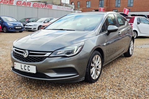 Vauxhall Astra DESIGN S/S.. AUTOMATIC.. 5 SERVICES.. BLUETOOTH.. DAB.. CRUISE CONTROL..A/C 4