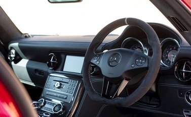 Mercedes-Benz SLS AMG GT Final Edition 13