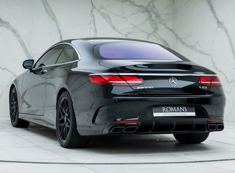 Mercedes-Benz AMG S63 Coupe Premium 10