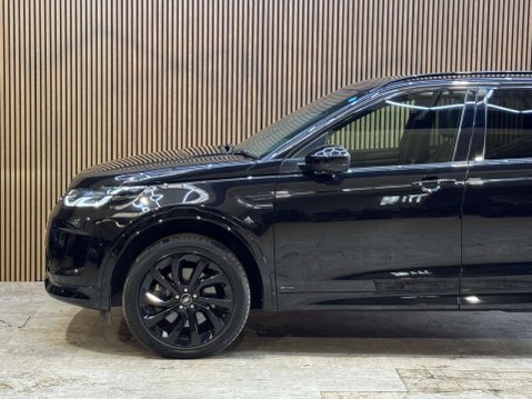Land Rover Discovery Sport 2.0 Discovery Sport R-Dynamic HSE D Auto 4WD 5dr 28
