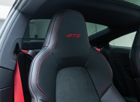 Porsche 911 Carrera GTS (992) 15