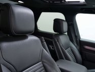 Land Rover Discovery 3.0 Discovery R-Dynamic SE D MHEV Auto 4WD 5dr 24