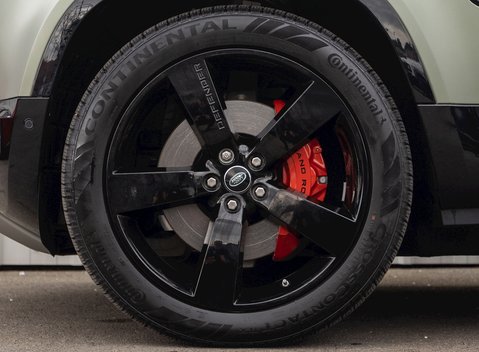 Land Rover Defender 110 X P400 10