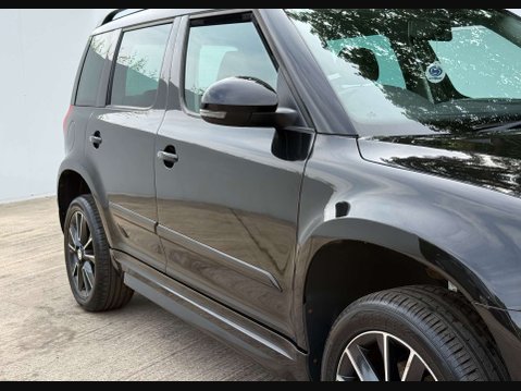Skoda Yeti 2.0 Yeti Black Edition TDI CR 4x4 Semi-Auto 4WD 5dr 4