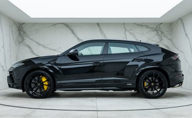 Lamborghini Urus S 2