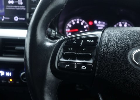 Hyundai i10 1.2 i10 Premium MPI Auto 5dr 29