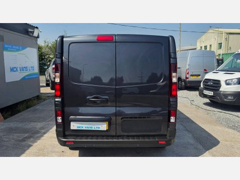 Renault Trafic ADVANCE EXTRA LL30 L2 H1 LWB 2.0 DCI 130ps SLATE GREY 3