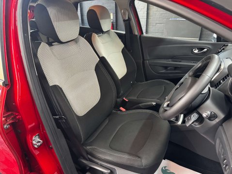 Renault Captur 0.9 Captur Iconic TCe 5dr 31