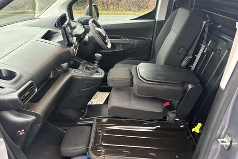 Peugeot Partner 102 ps BlueHdi Professional L2 18