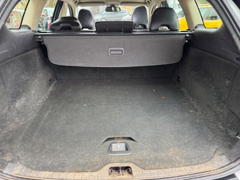 Volvo XC60 2.4 D5 SE Lux Geartronic AWD Euro 4 5dr 24