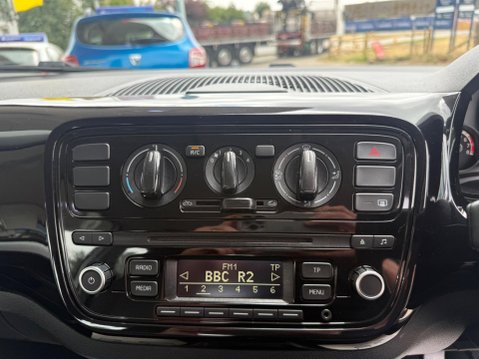 Volkswagen Up 1.0 Move up! Euro 5 3dr 24