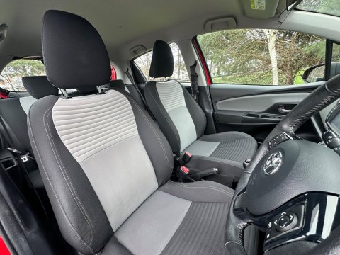 Toyota Yaris 1.5 VVT-i Icon Euro 6 5dr 22