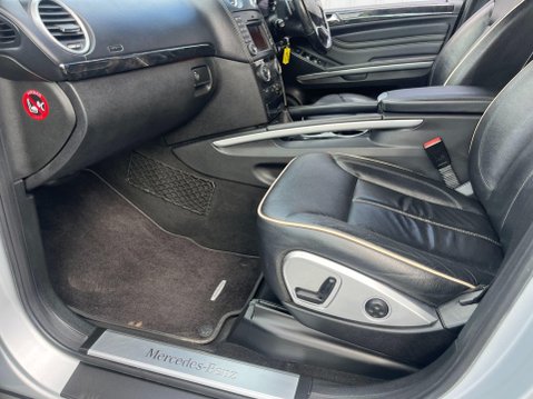Mercedes-Benz M Class 3.0 ML300 CDI V6 BlueEfficiency Grand Edition G-Tronic 4WD Euro 5 5dr 26