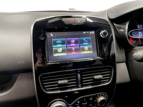 Renault Clio 0.9 TCe GT Line Hatchback 5dr Petrol Manual Euro 6 (s/s) (90 ps) Air Con - 16