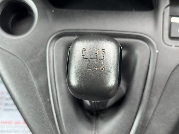 Citroen Berlingo LWB L2H1 [SOLD CM] Low Roof Driver 950 Air Con Alloys Nav Sensors EURO 6 NO 40
