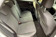 Ford Focus ZETEC S TDCI 27