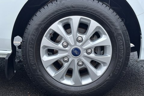 Ford Transit Custom 300 L1 Limited 130 ps Automatic - Twin Side Doors / Adaptive Cruise 40