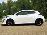 Toyota Yaris GR-Y CIRCUIT 8