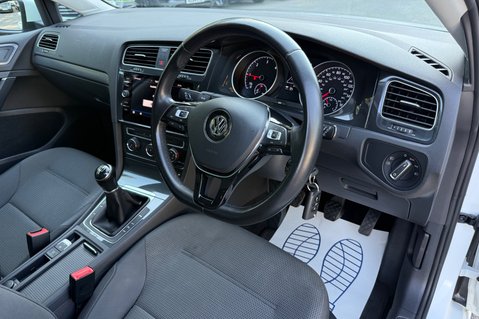 Volkswagen Golf MATCH TDI - 1 OWNER - 11 SERVICES - VAT QUALIFYING - APPLE CAR PLAY 14