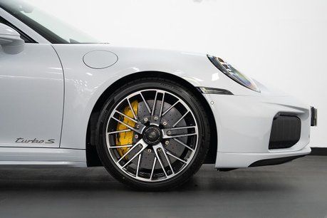 Porsche 911 3.6 T-Hybrid Turbo S Coupe 2dr Petrol Hybrid PDK 4WD Euro 6 (s/s) (711 ps) 38