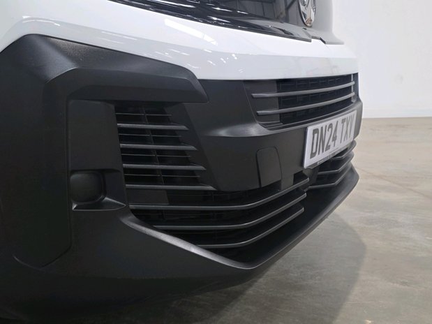 Vauxhall Vivaro VIVARO XL DIESEL 2.0 Turbo D 145 Prime H1 Van 5