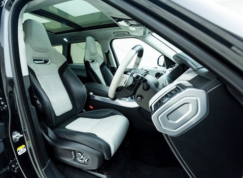 Land Rover Range Rover Sport 5.0 SVR 10
