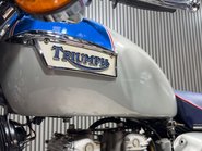 Triumph Bonneville JUBILEE 1977 ONLY 8K STUNNING CLASSIC BIKE NEW MOT 13
