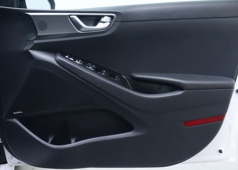 Hyundai IONIQ IONIQ Premium BEV 5dr 46