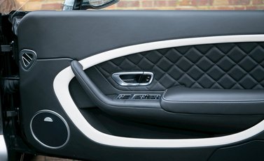 Bentley Continental GT Speed 21