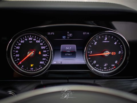 Mercedes-Benz E Class 2.0 E 220 D AMG Line Auto 5dr 27