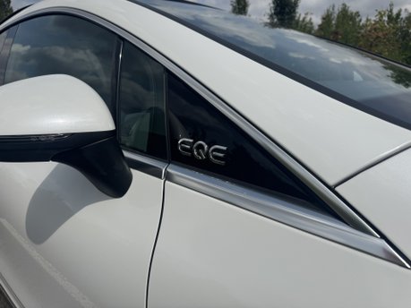 Mercedes-Benz EQE EQE 300 AMG Line Premium Auto Electric 89 KWH Battery PAN ROOF/VAT Q 40